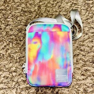 **NEW** Lululemon Easy Access 1.5L Crossbody Bag Multi/Vapor